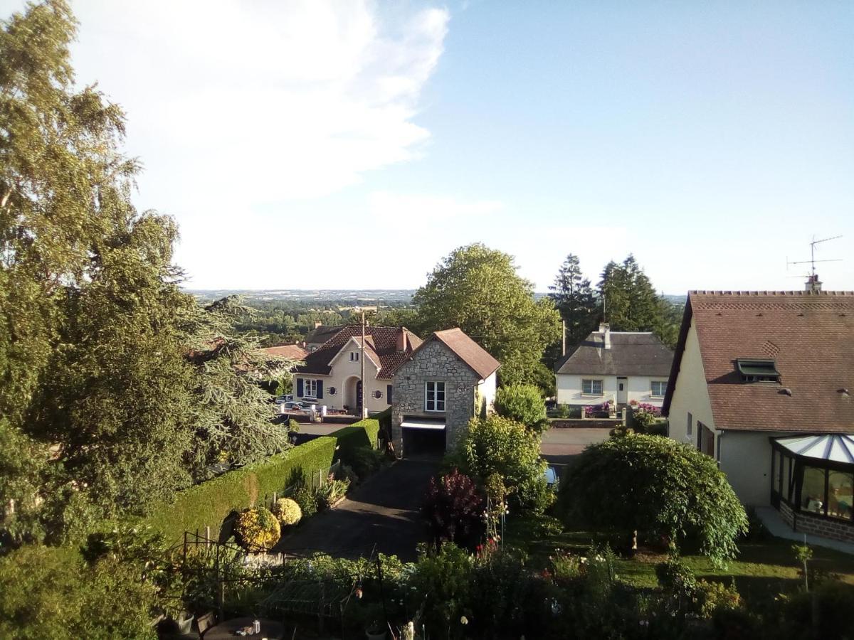 Lenard Charles Bed & Breakfast Juvigny-Val-d'Andaine Bagian luar foto