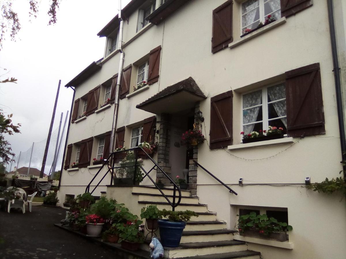 Lenard Charles Bed & Breakfast Juvigny-Val-d'Andaine Bagian luar foto