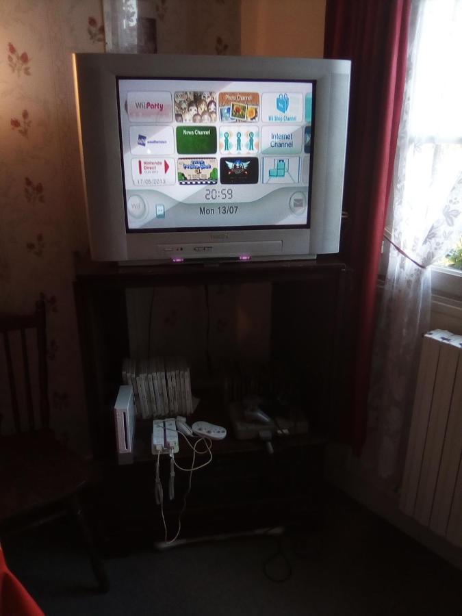 Lenard Charles Bed & Breakfast Juvigny-Val-d'Andaine Bagian luar foto