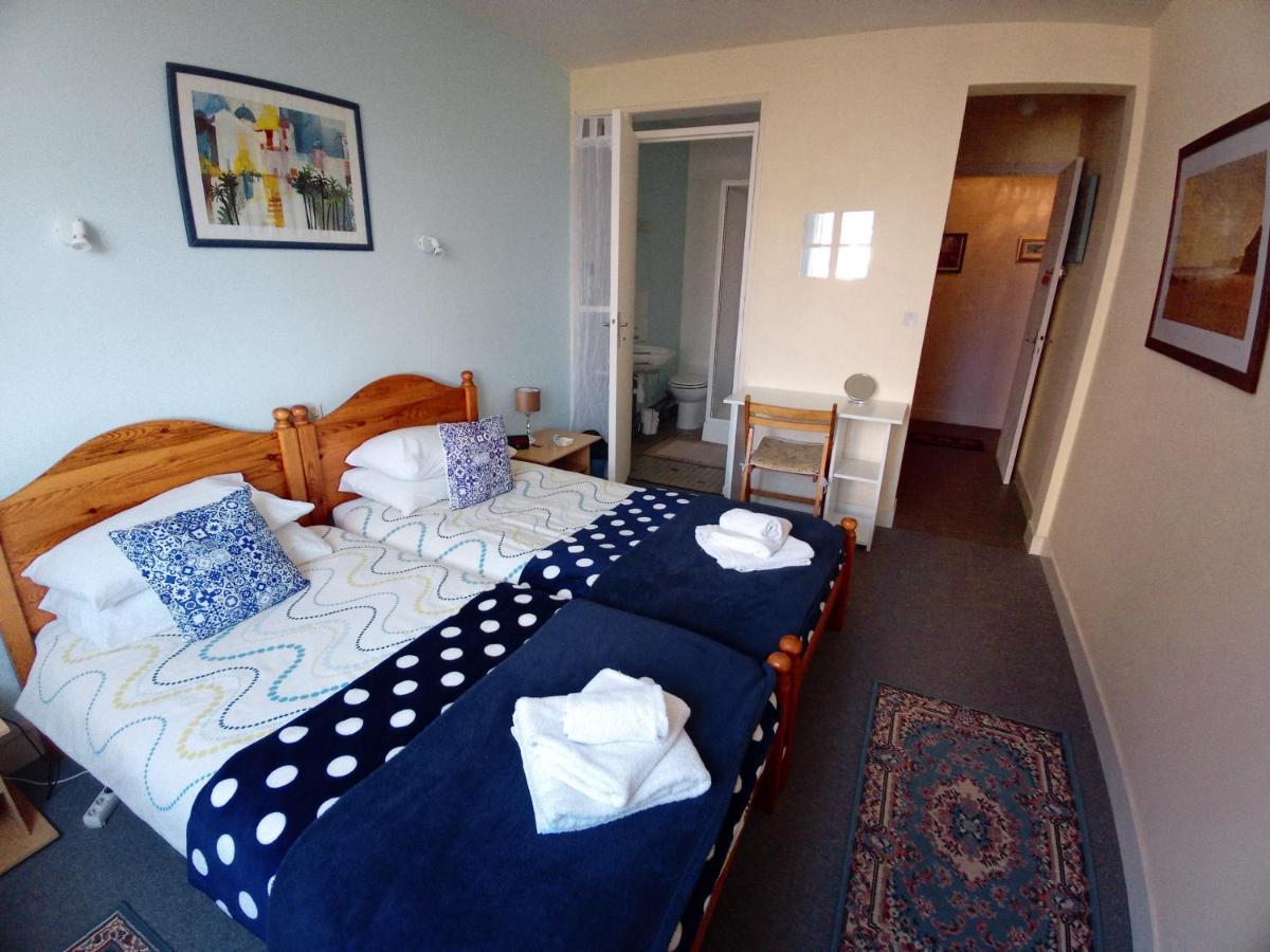 Lenard Charles Bed & Breakfast Juvigny-Val-d'Andaine Bagian luar foto