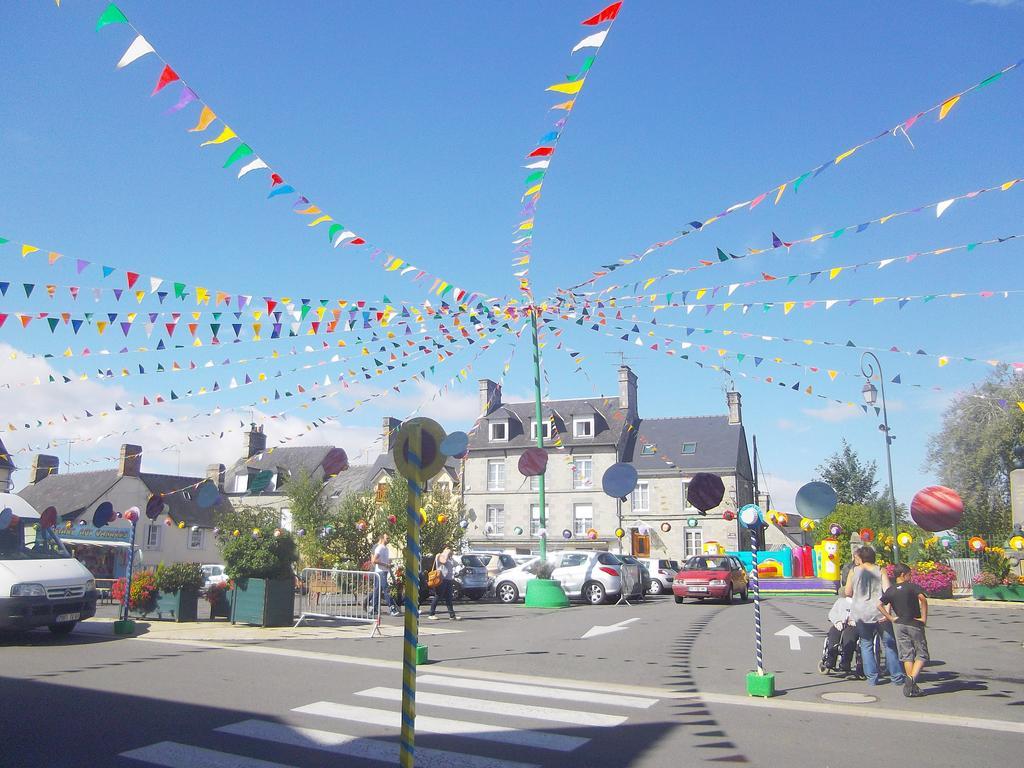 Lenard Charles Bed & Breakfast Juvigny-Val-d'Andaine Bagian luar foto